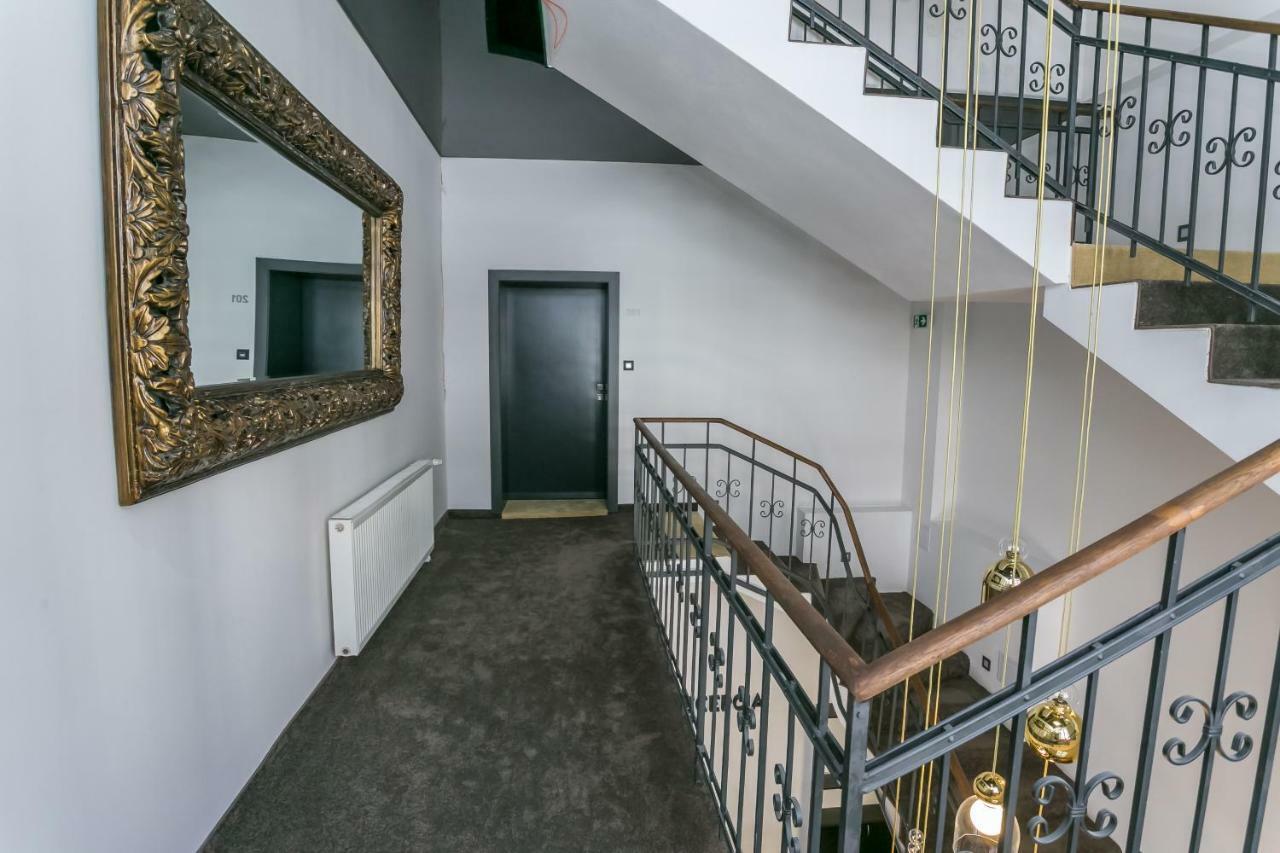 Apart Hotel Golden Apartments Košice Exterior foto